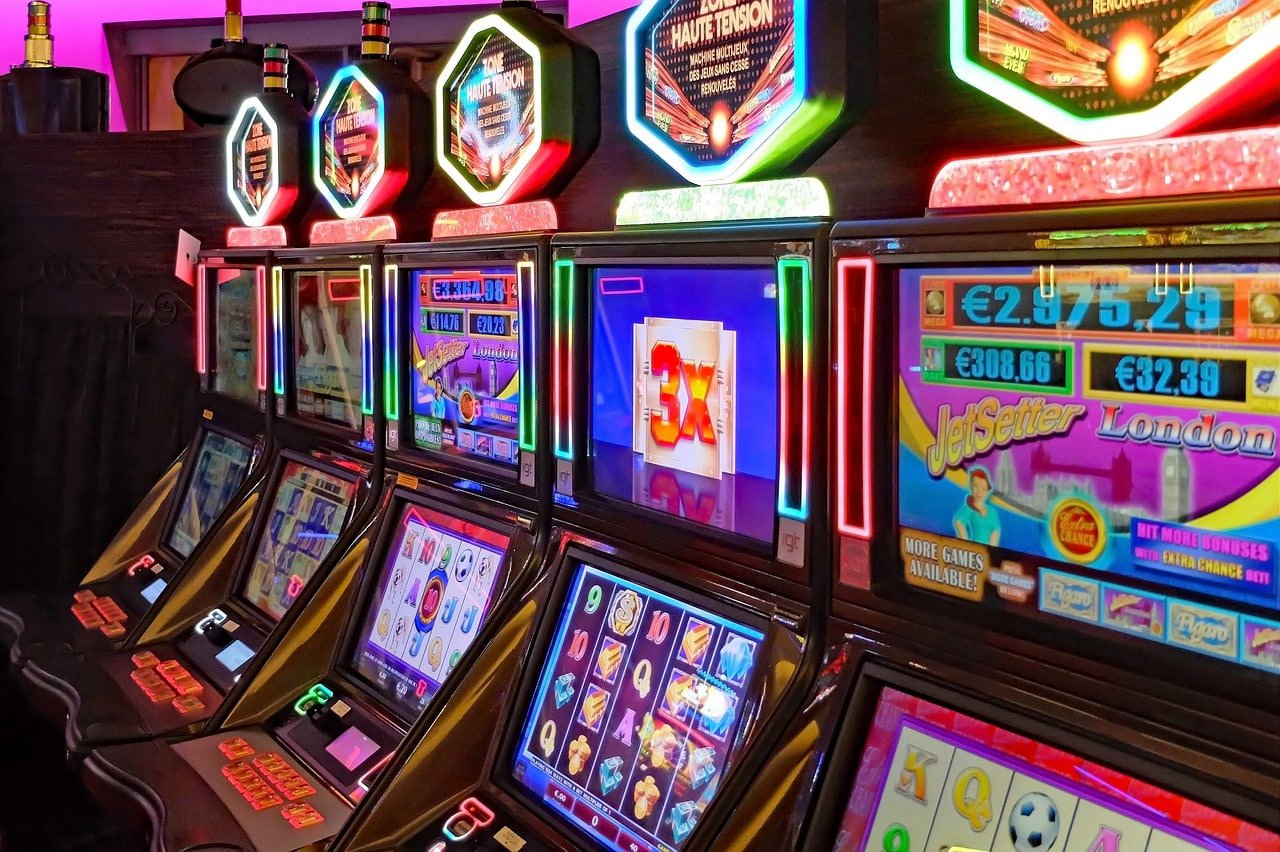 681 slot Slots ဂိမ်း Free Spin Jackpot Feature Myanmar ကစားသမား အတွေ့အကြုံ